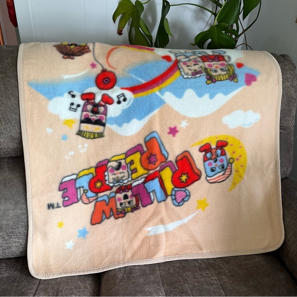 Vintage Yamaken Pillow People Blanket Tan Acrylic Polyester Japan RARE Fleece - Picture 3 of 8